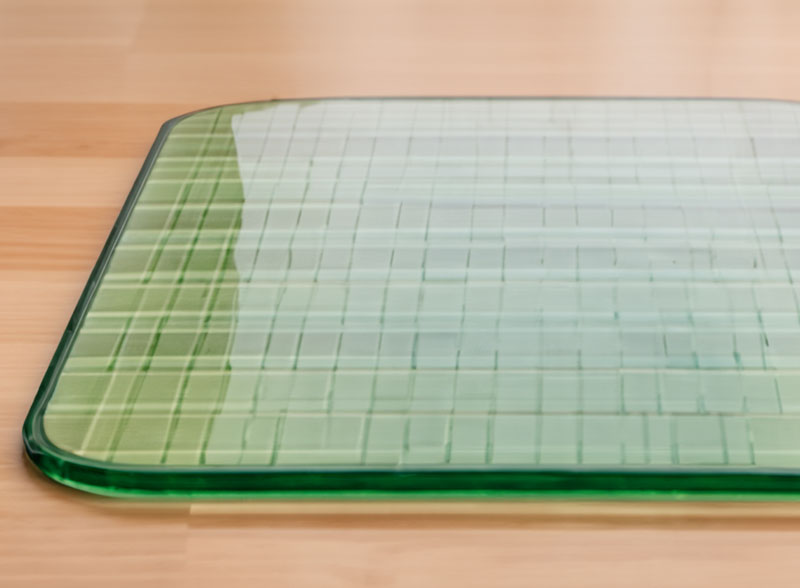 Glass cutting board